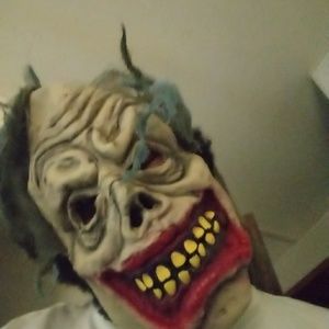 Meet your Posher, Barry